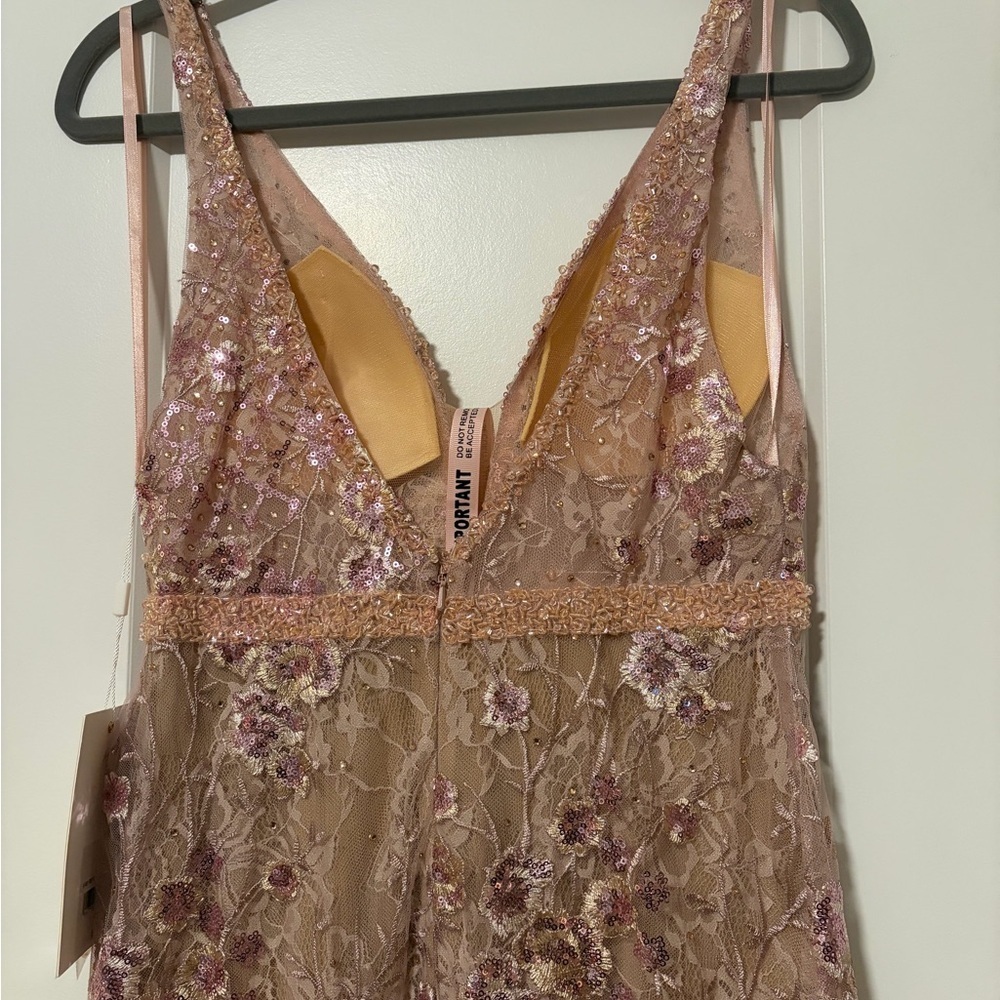 Mac Duggal 67481 Floral Embellished Plunge Gown Size 6 NWT Luxury Formal Dress - Picture 14 of 17